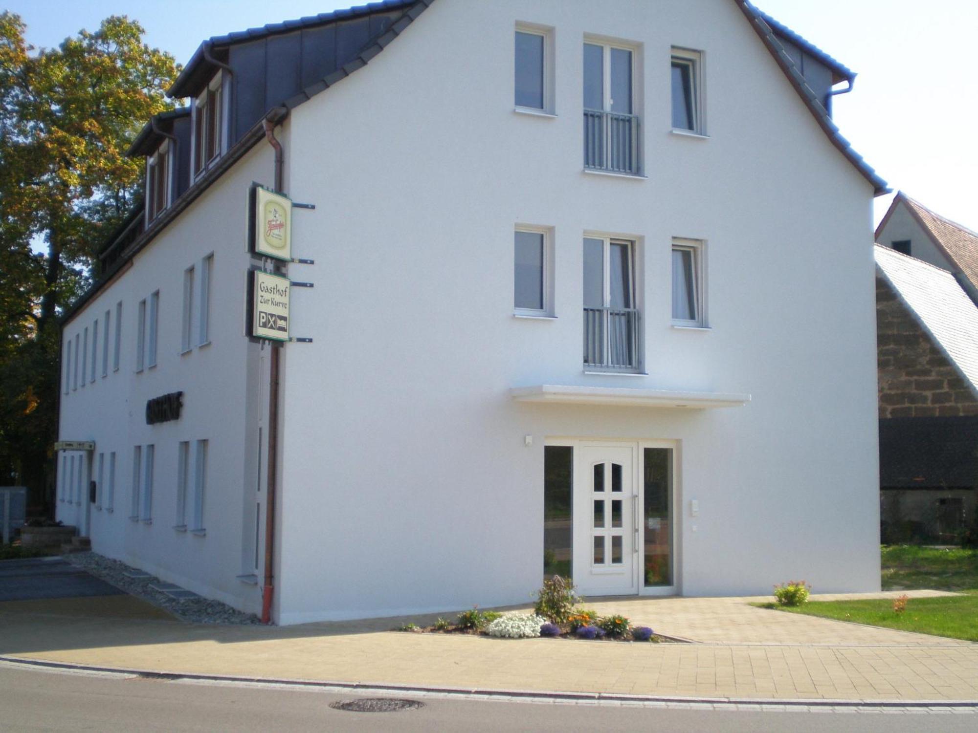 Gaestehaus Zur Kurve Zirndorf Esterno foto